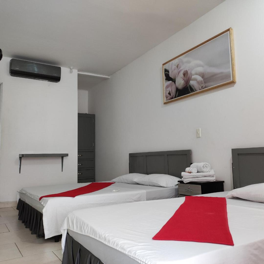 Hotel Gueicer Кукута Екстер'єр фото